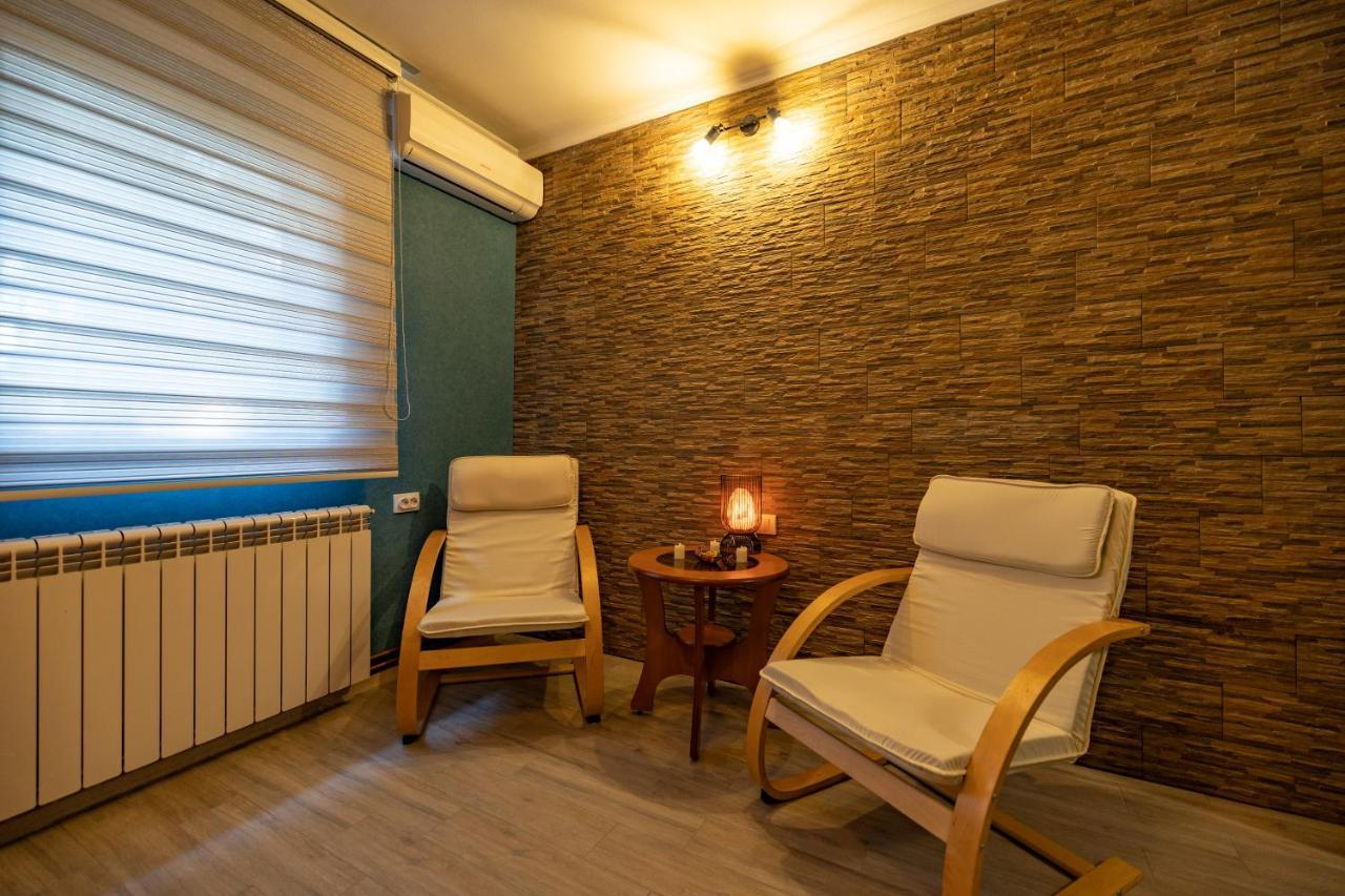 Garni Hotel Lama Kragujevac Eksteriør billede