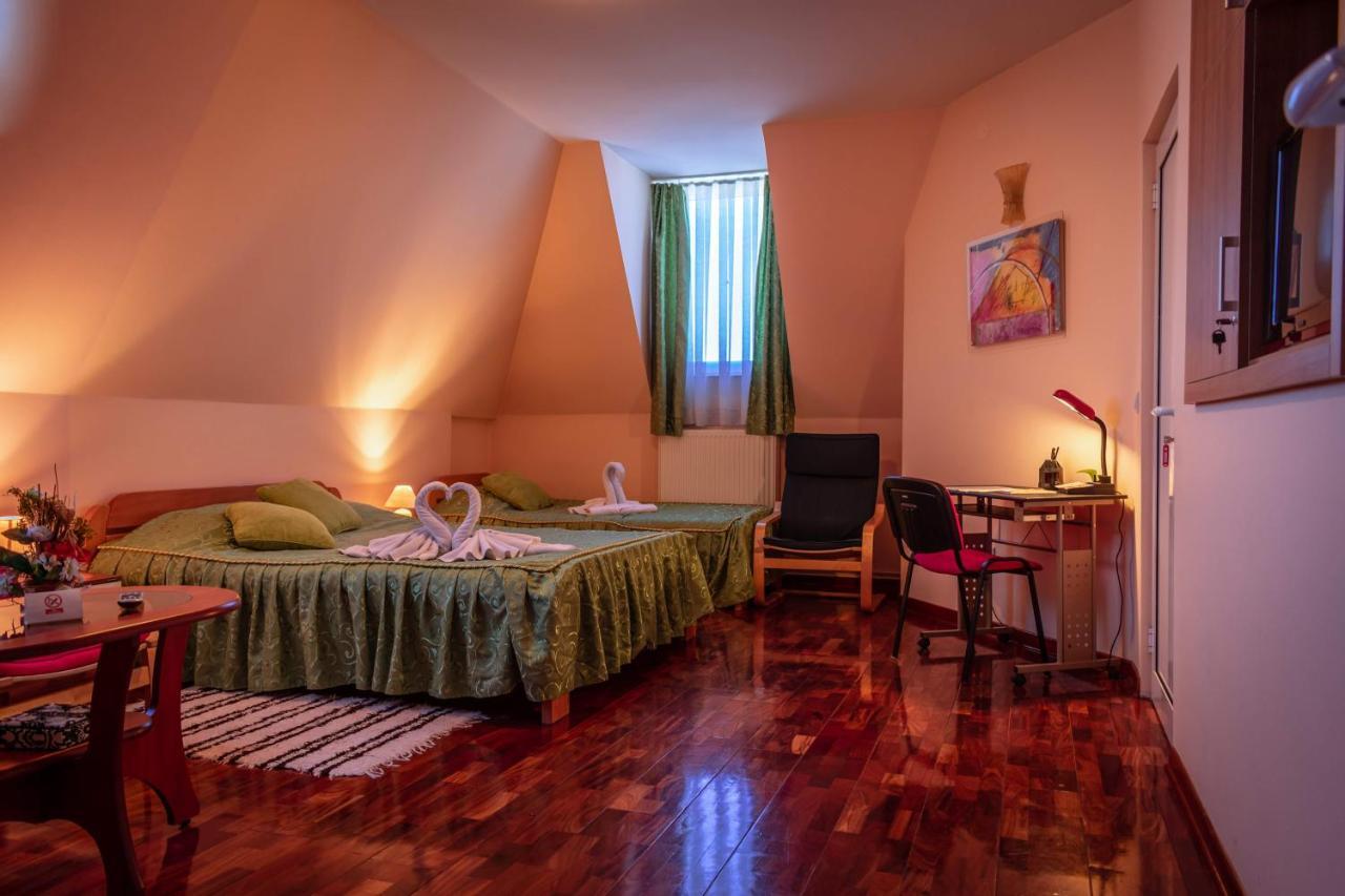 Garni Hotel Lama Kragujevac Værelse billede